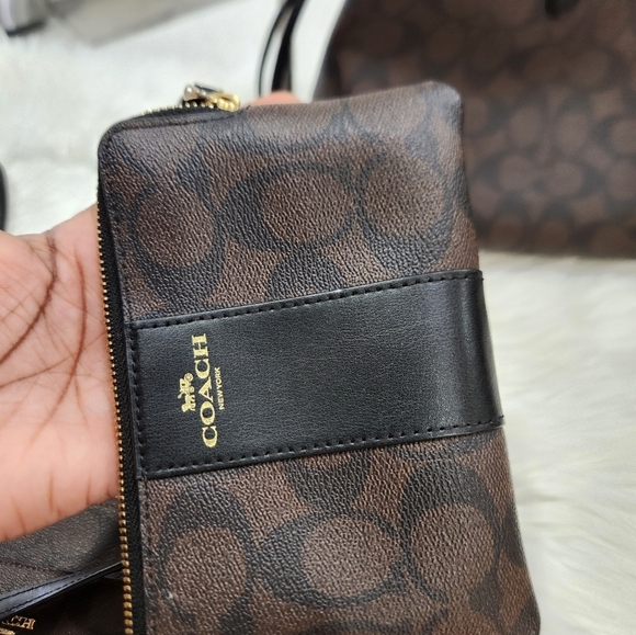 ✨️🤎 Coach signature coated canvas brown/blk 3 piece bundle 2 bag and wristlet - Picture 5 of 12